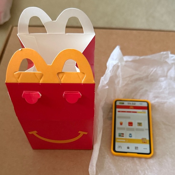 Mcdonalds Happy Meal Toy - lil McDonald’s phone - #7 - Picture 1 of 3
